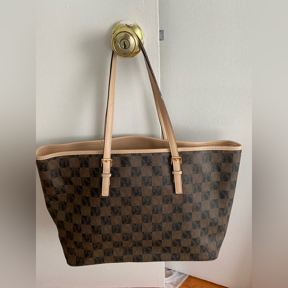 MICHAEL KORS Jet Set Checker Multifunction Tote/Weekend/Travel Bag - Picture 2 of 6